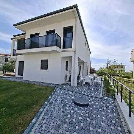 Villa Olive Hill 1